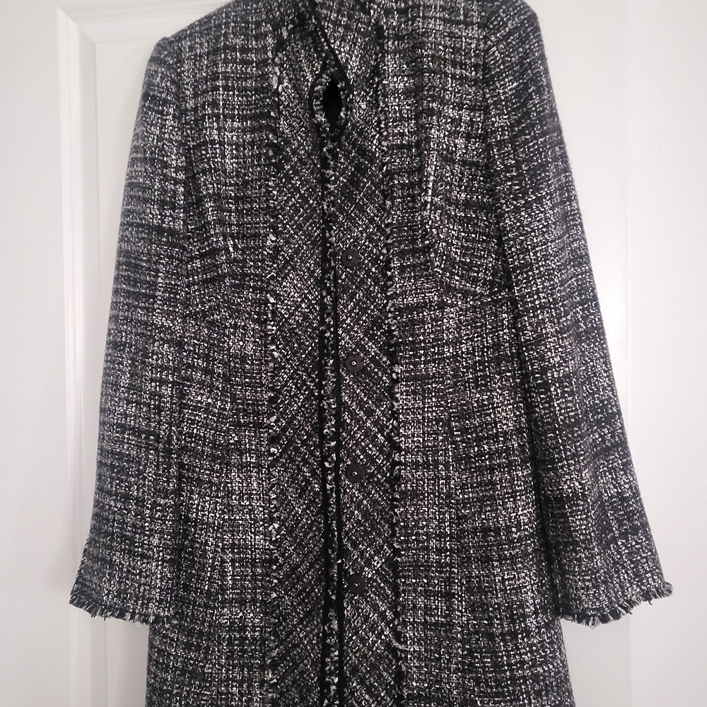 White House Black Market Black and White Tweed Blazer